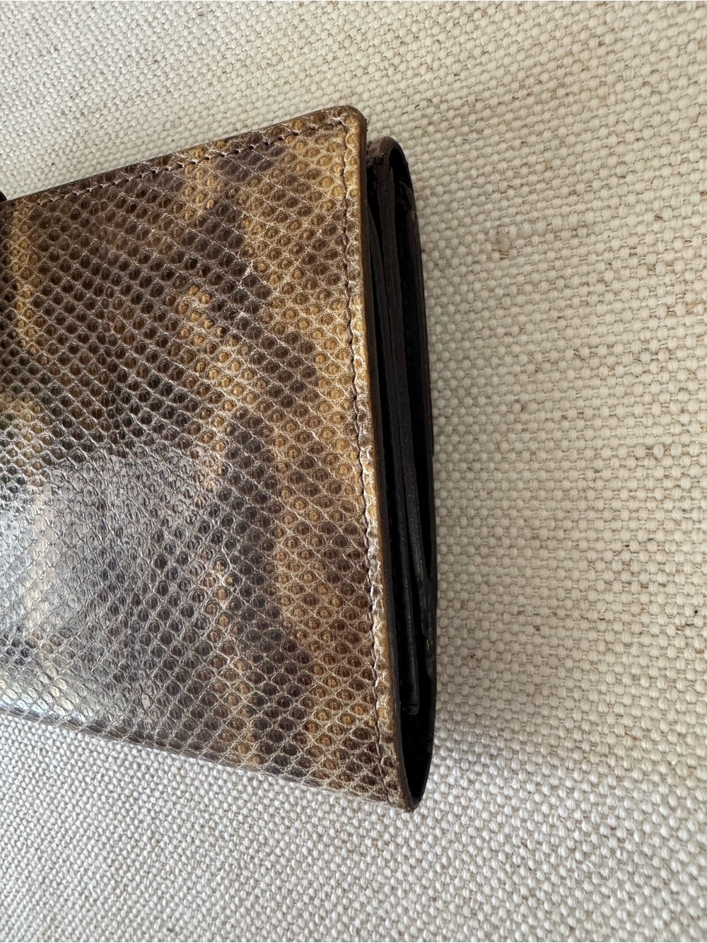Authentic Gucci Genuine Snakeskin Vintage Neutral Envolope Brown Clutch Wallet - Picture 9 of 16